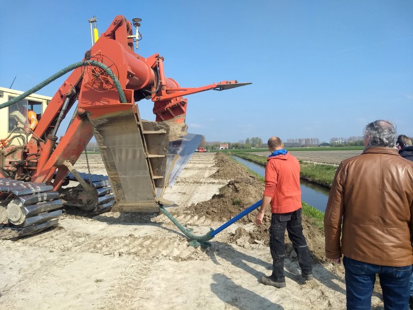 Digging of sub-surface drains Digging of sub-surface drains