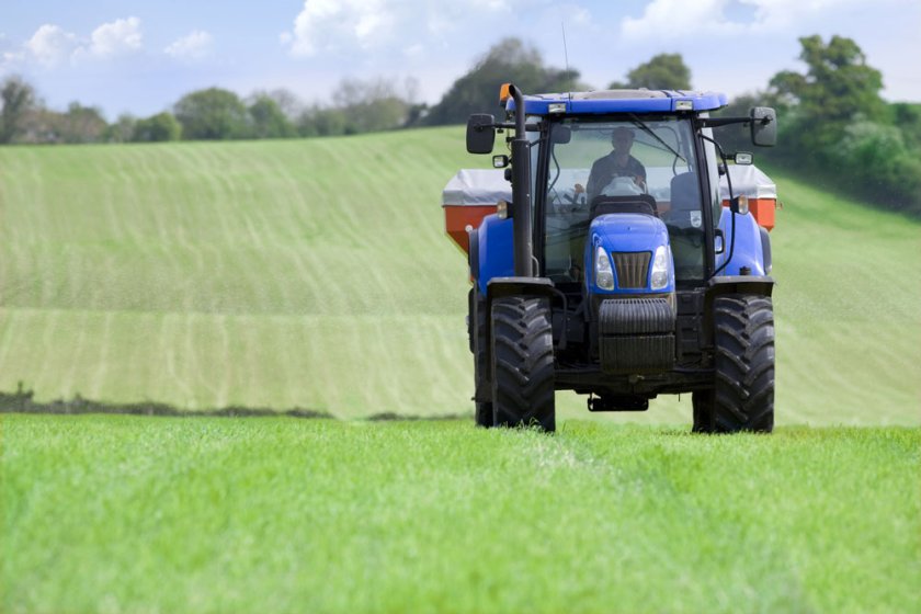 precisielandbouw: land bemesten precisielandbouw: land bemesten